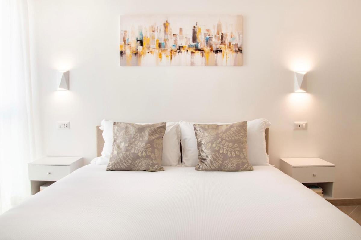 Apartment Luxury & Design Piramide Rom